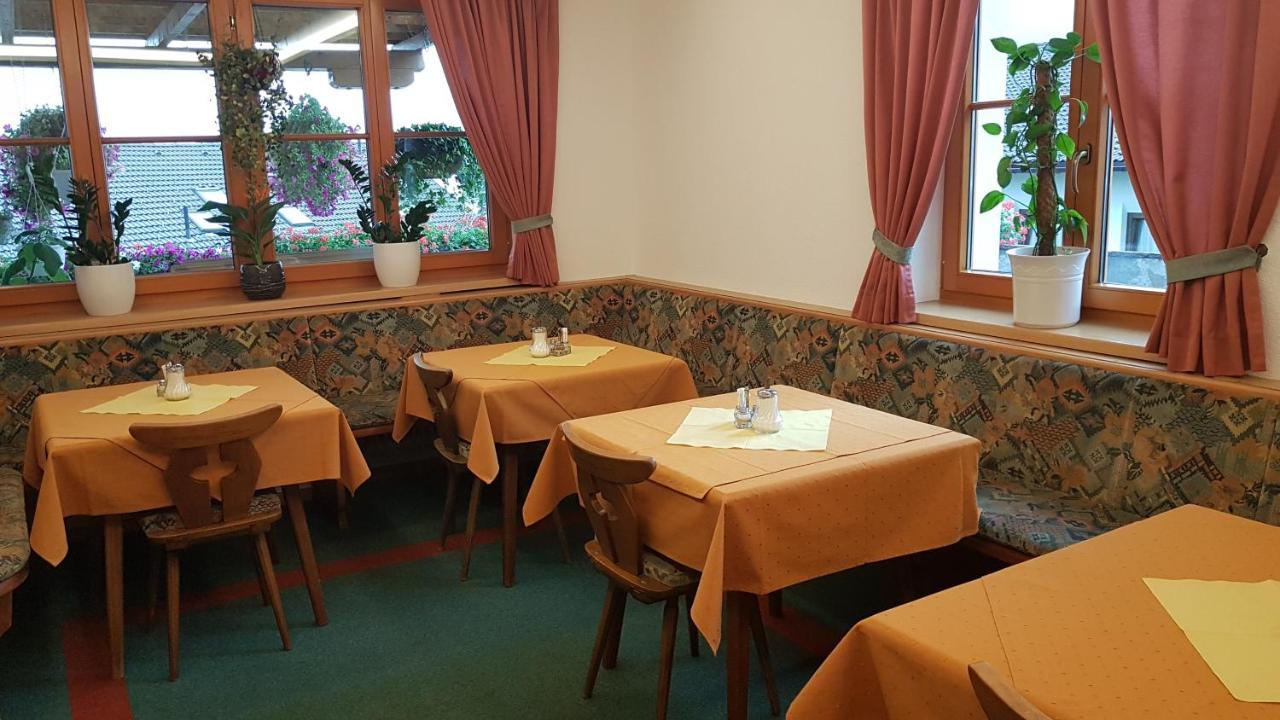 Pension Burgschroffen Fendels Buitenkant foto